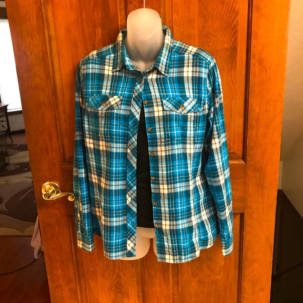 Women’s Guide Series plaid Flannel shirt.  small